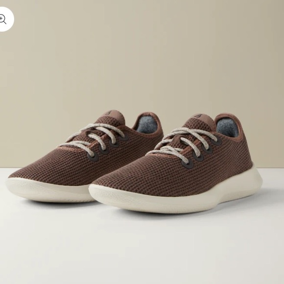 Allbirds Tree Runners in Hazy Cocoa - Picture 2 of 7